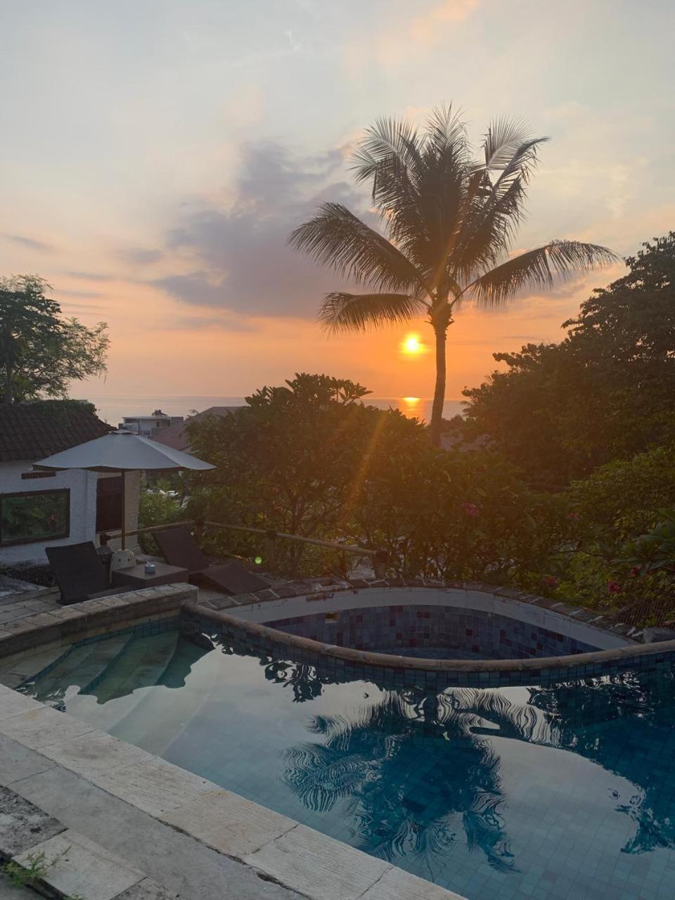 Lombok Coconut Hotel Mangsit Exterior photo